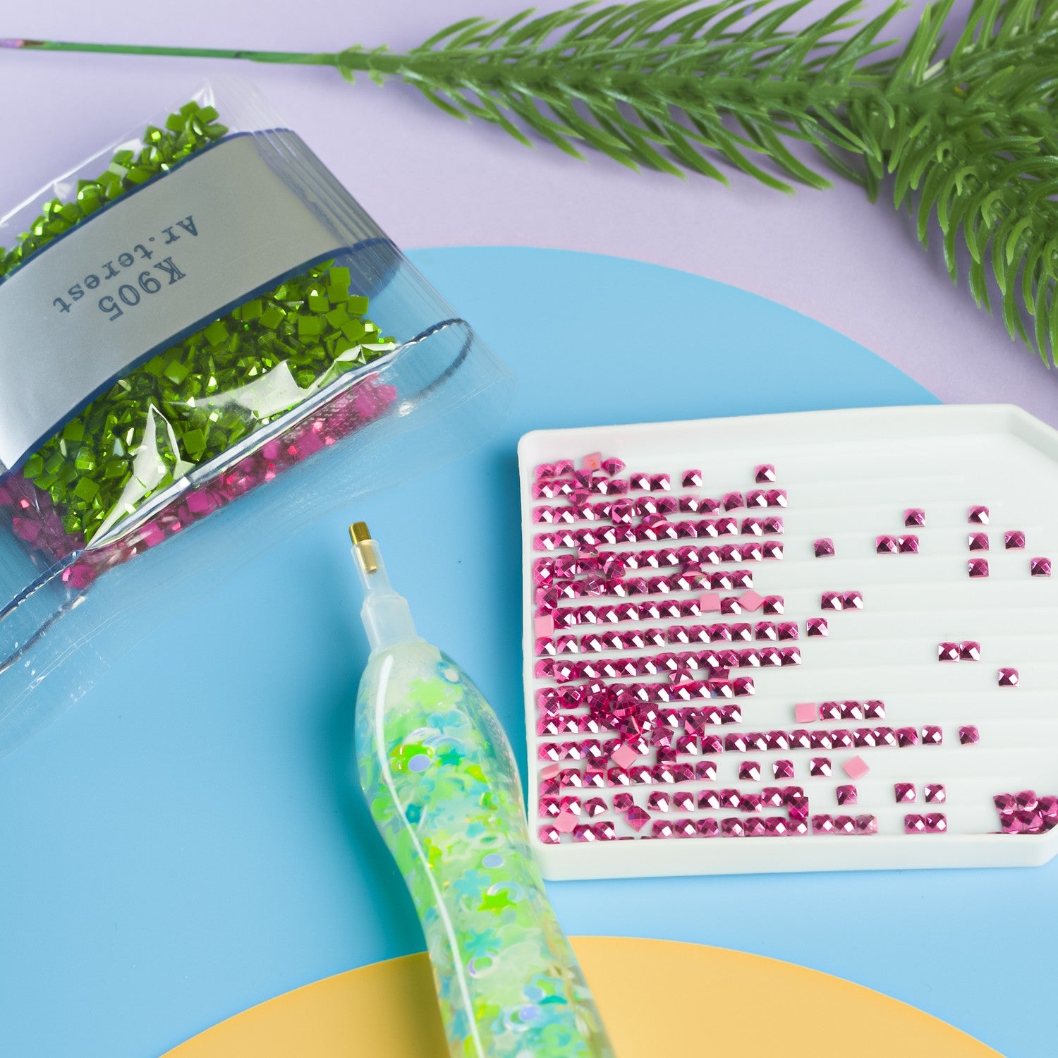 Runde Diamant-Malperlen in 20 Farben.