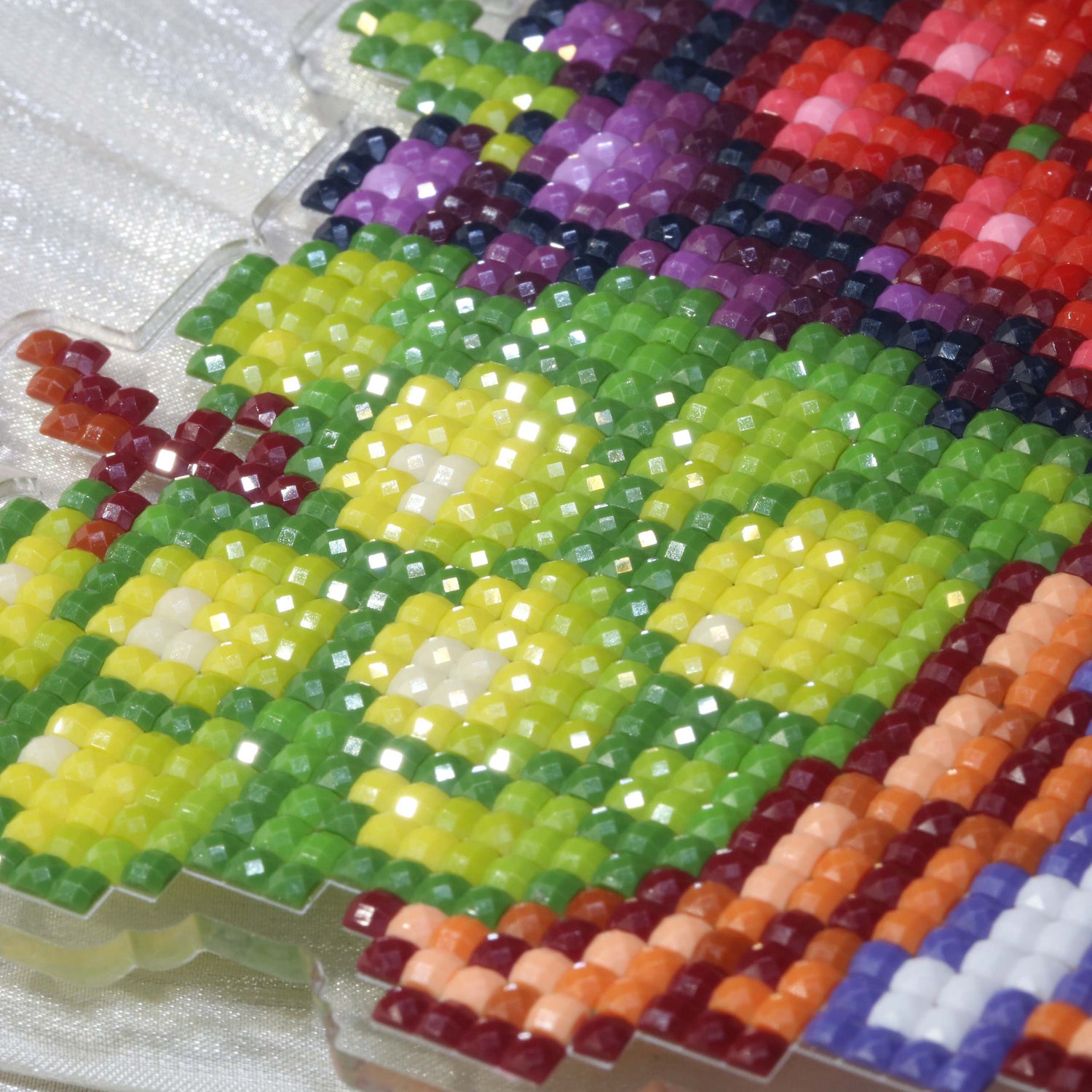 Tricolor Grapes Acrylic Diamond Painting Stand