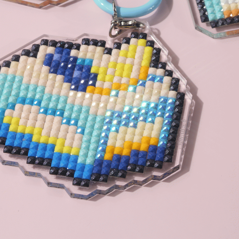 Lumigem Mini Diamond Painting Keychain Set – Fun Pixel Art DIY Crafts for Kids & Adults