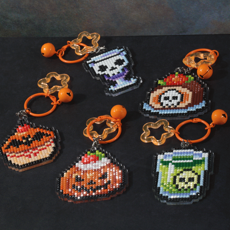 Lumigem Spooky Halloween Diamond Painting Keychains