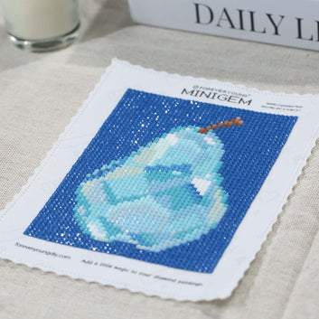 Minigem™ :Glacial Pear