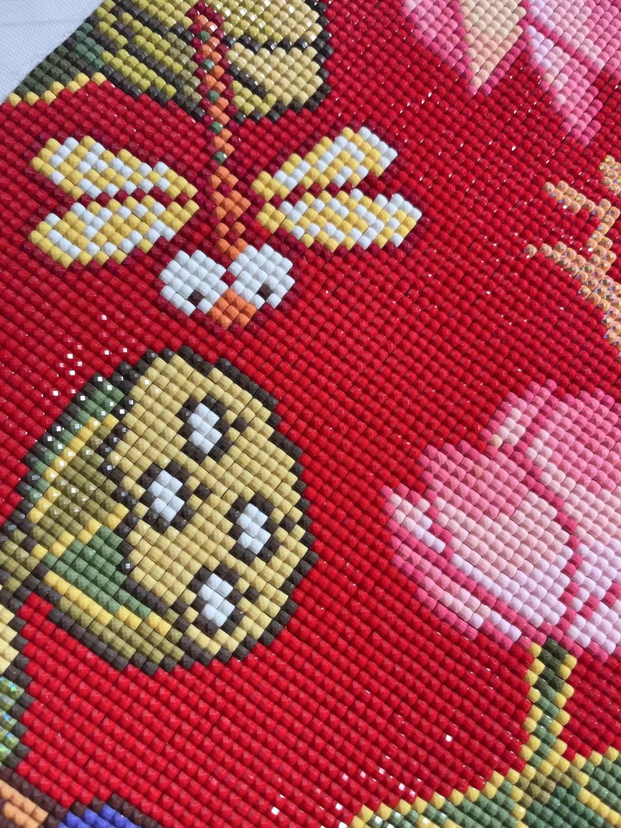 Es gibt viele freudige Anlässe – 喜事莲莲 (bedeutet überschwängliche Freude und anhaltendes Glück.)