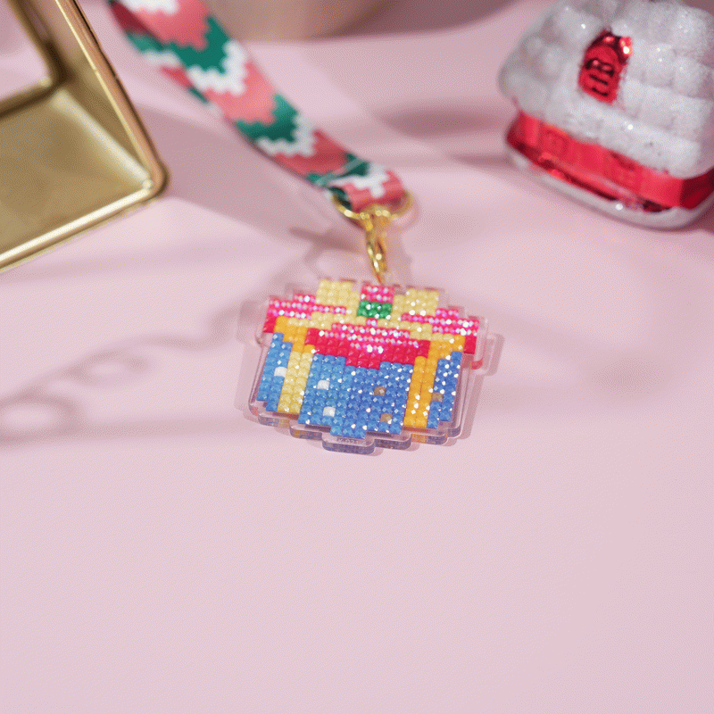 Lumigem Christmas Diamond Painting Keychain Collection