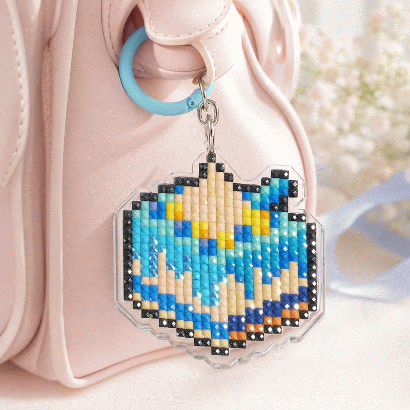 Lumigem Mini Diamond Painting Keychain Set – Fun Pixel Art DIY Crafts for Kids & Adults
