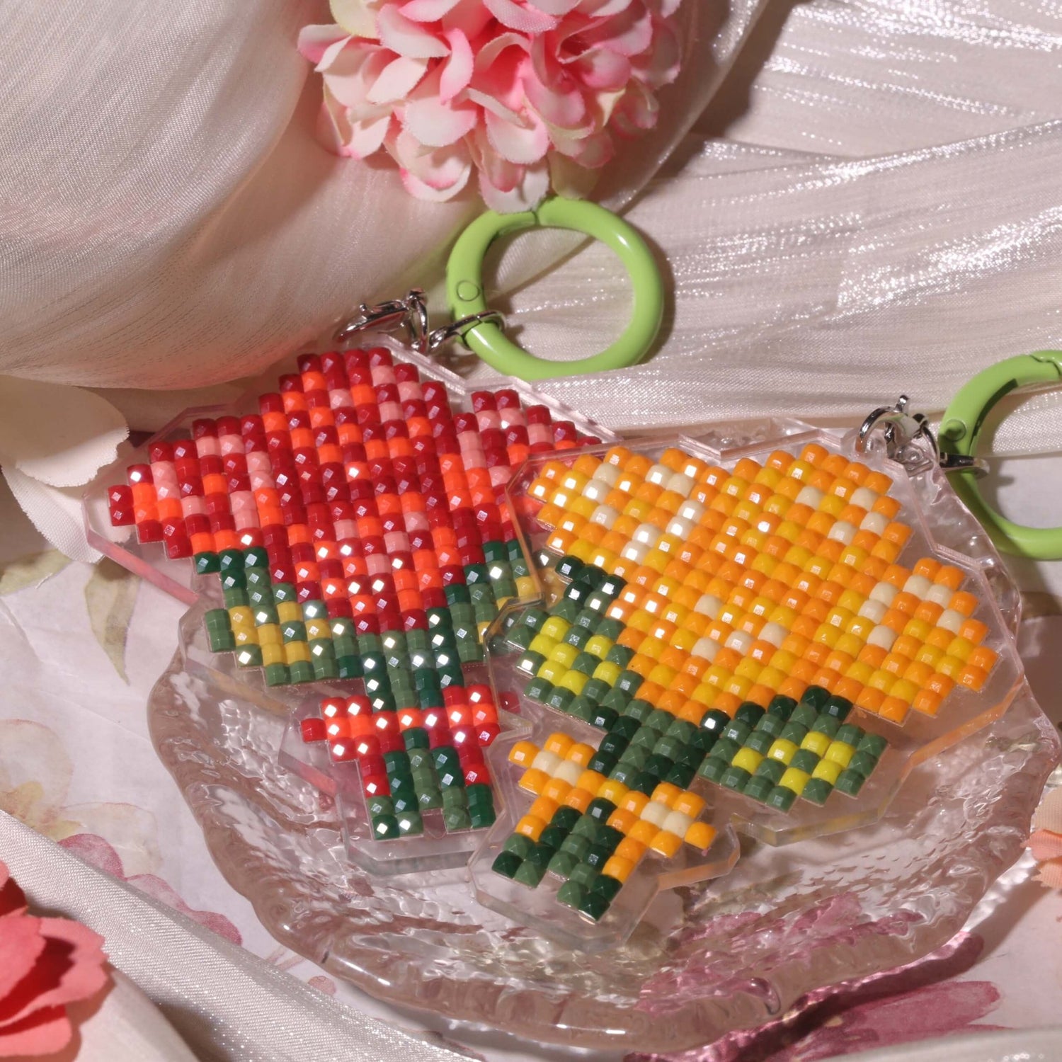 Colorful Bouquet Acrylic Diamond Painting Keychain - Forever Young®️ DIY -