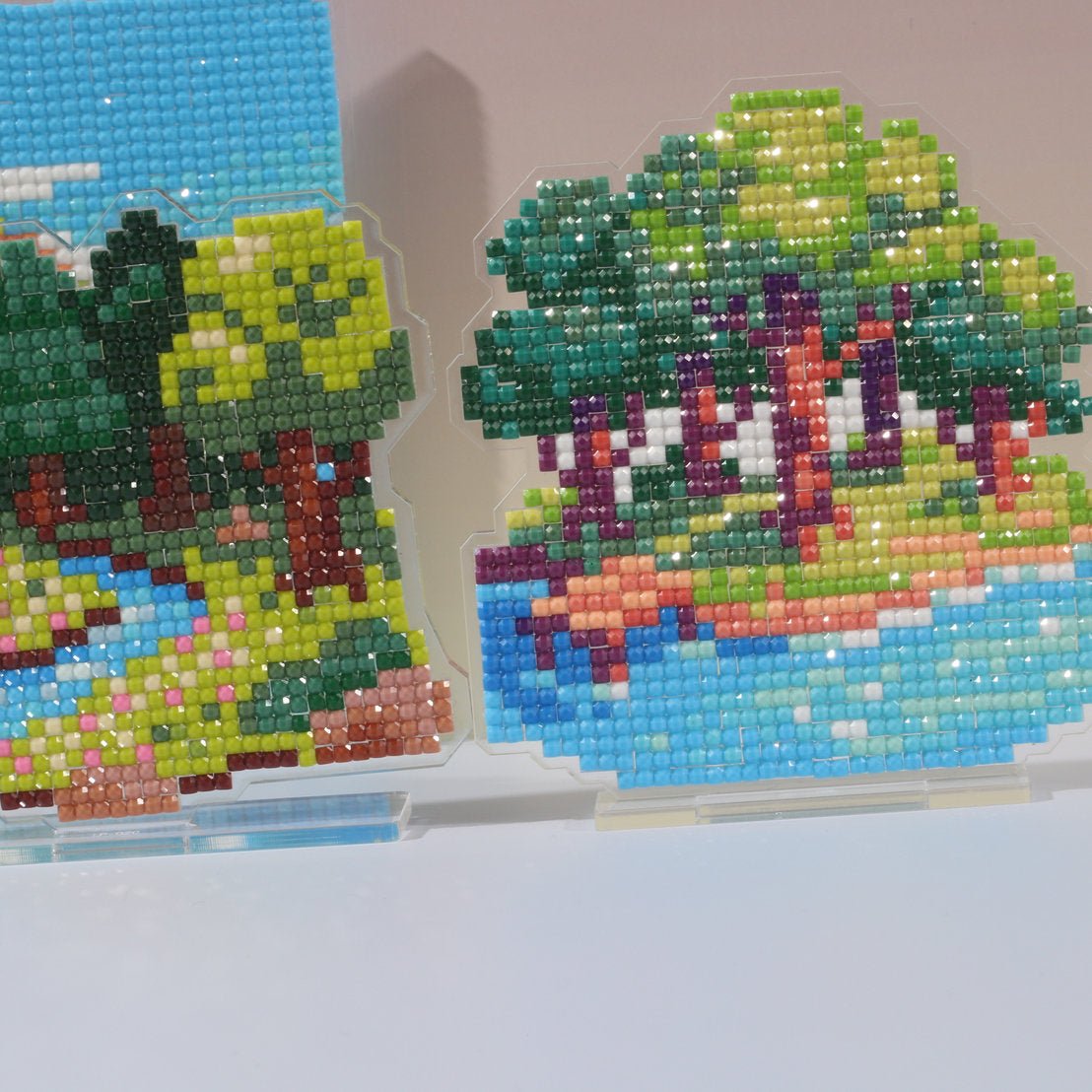LumiGem Island in the Lake Diamond Painting Stand - Forever Young®️ DIY -