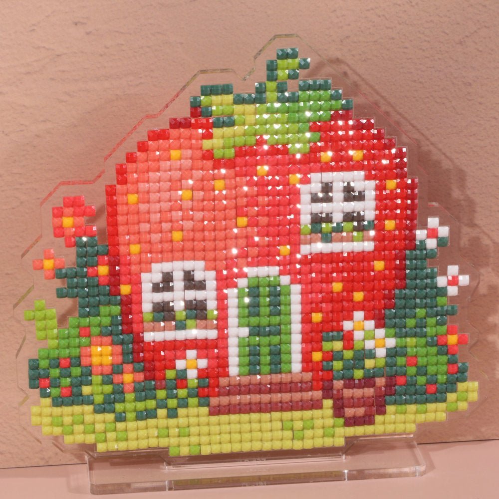 LumiGem Strawberry House Diamond Painting Stand - Forever Young®️ DIY -