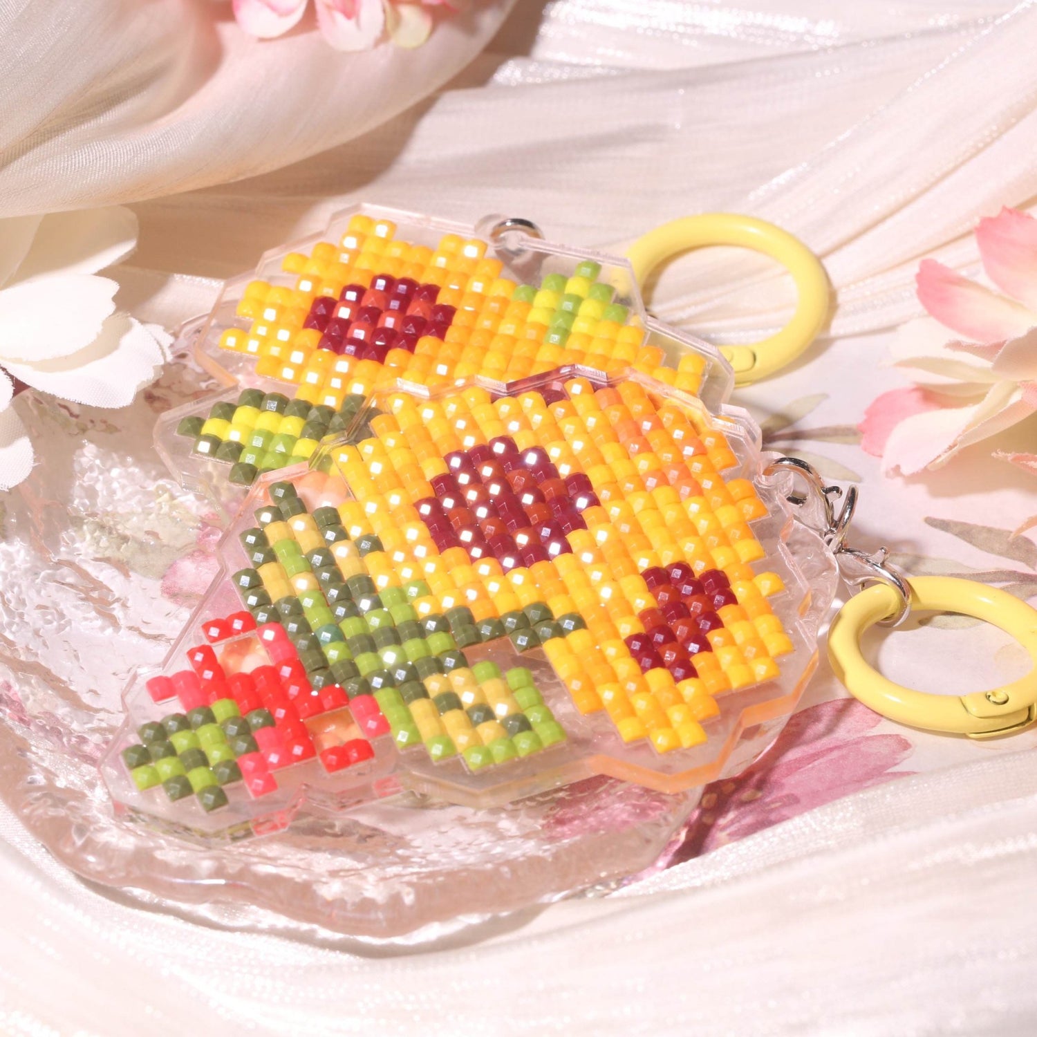 Sunflower Bouquet Acrylic Diamond Painting Keychain - Forever Young®️ DIY -