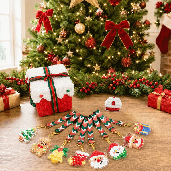 Lumigem Christmas Diamond Painting Keychain Collection