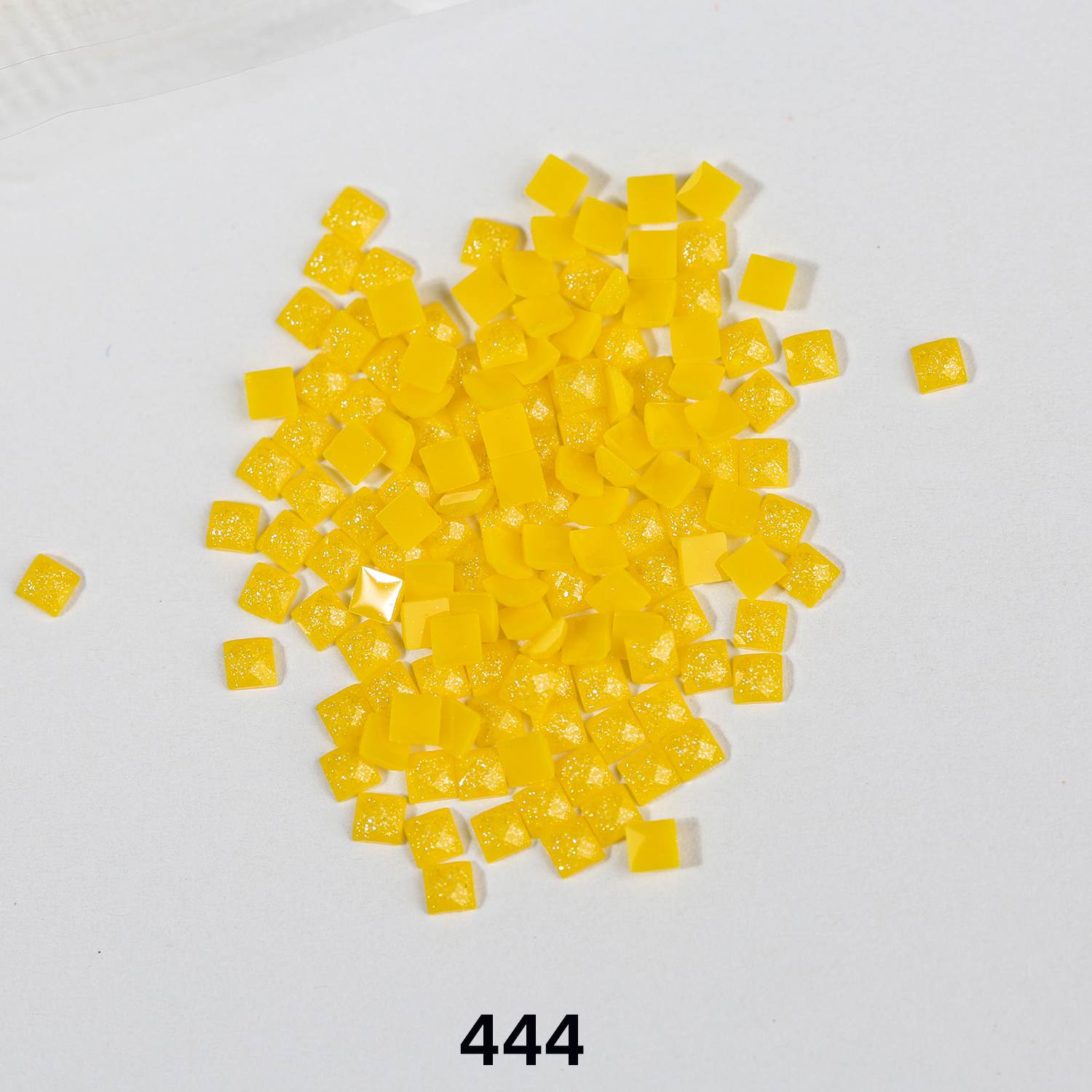 Quadratische AB-Perlen, 1 Beutel (2000 Stück), einfarbig