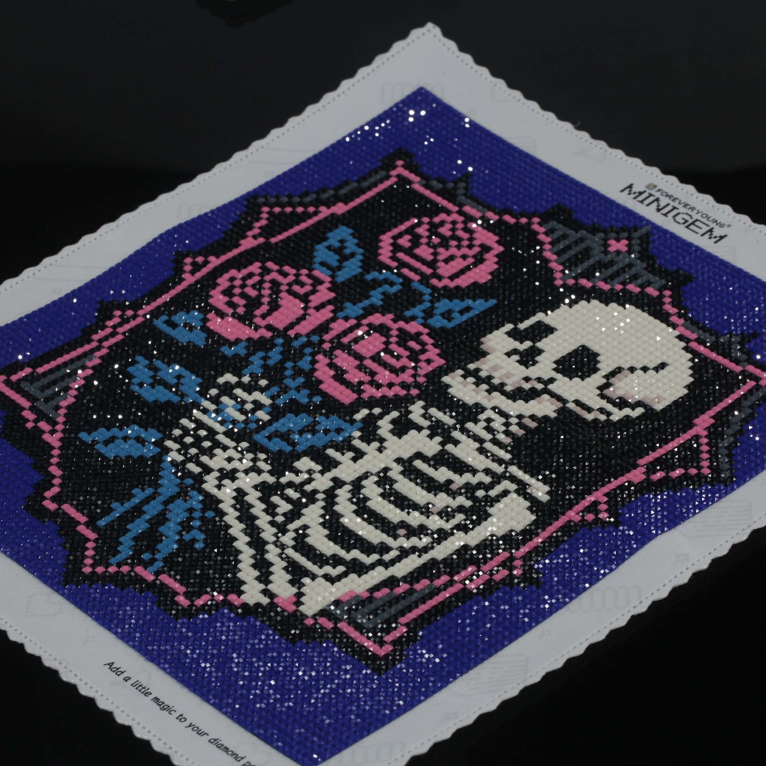 Minigem® :Eternal Embrace