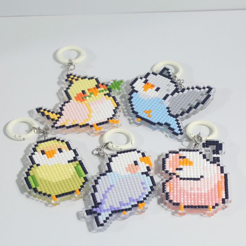 Lumigem Mini Bird Keychain Diamond Art Kit – Cute DIY Crystal Craft Accessory