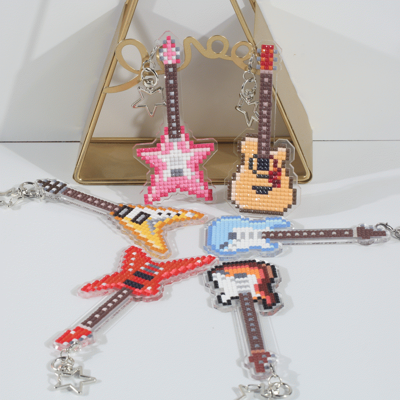 Lumigem Create Your Own Sparkling Music Keychain