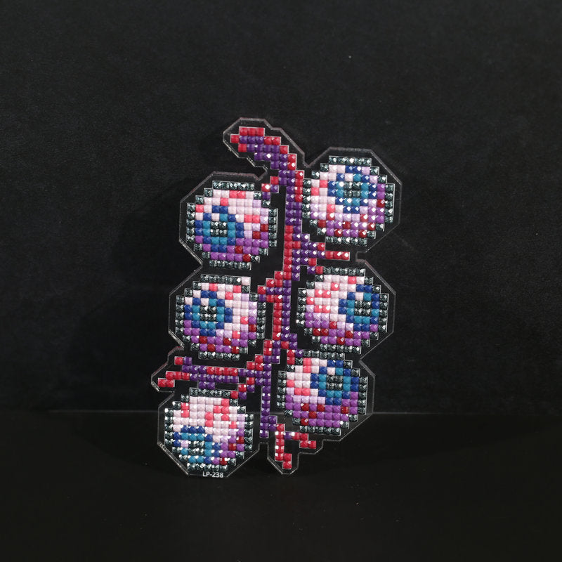 Lumigem Halloween Mystical Eyes: Eyeball Chain Diamond Art