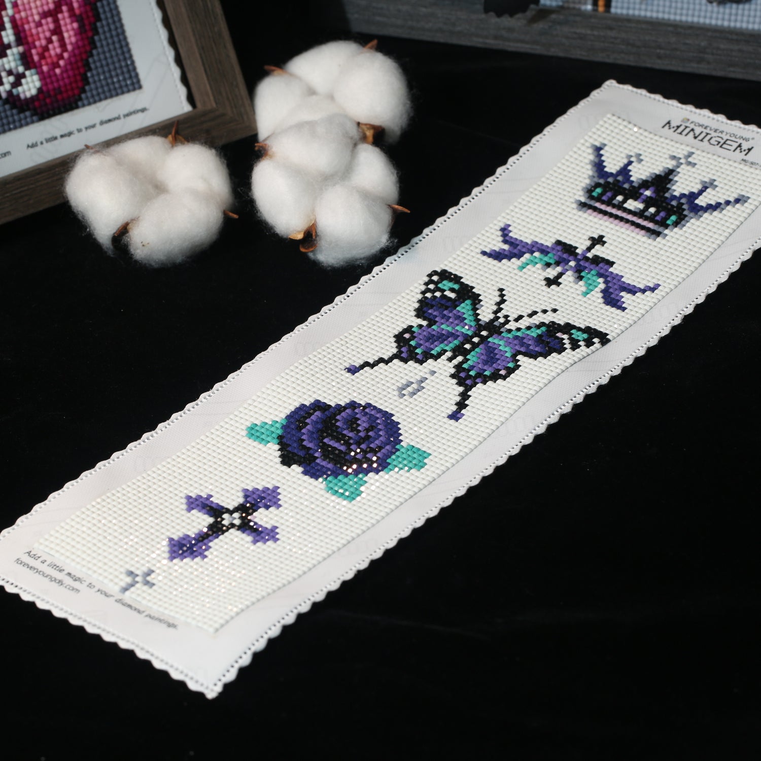 Minigem® :Crowned Flutter