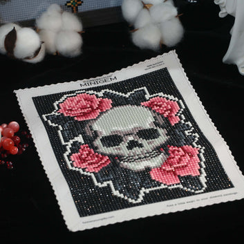 Minigem™ :Skull Garden