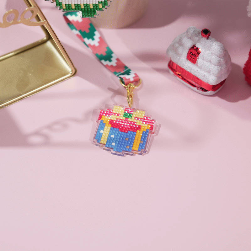 Lumigem Christmas Diamond Painting Keychain Collection