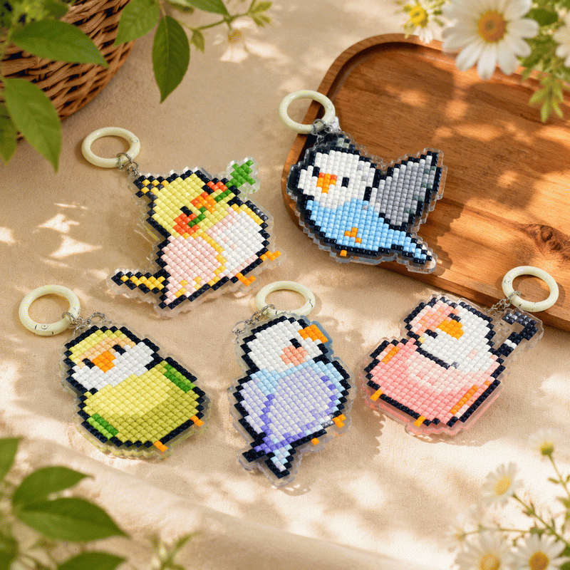Lumigem Mini Bird Keychain Diamond Art Kit – Cute DIY Crystal Craft Accessory