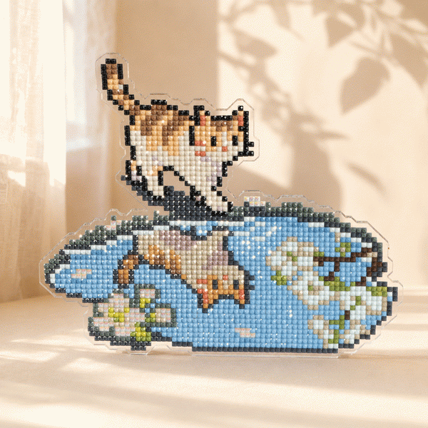 Reflections Collection – Spring Cat Diamond Painting Acrylic Standee
