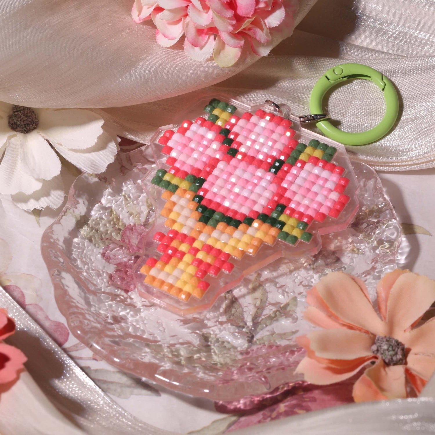 Colorful Bouquet Acrylic Diamond Painting Keychain - Forever Young®️ DIY - 